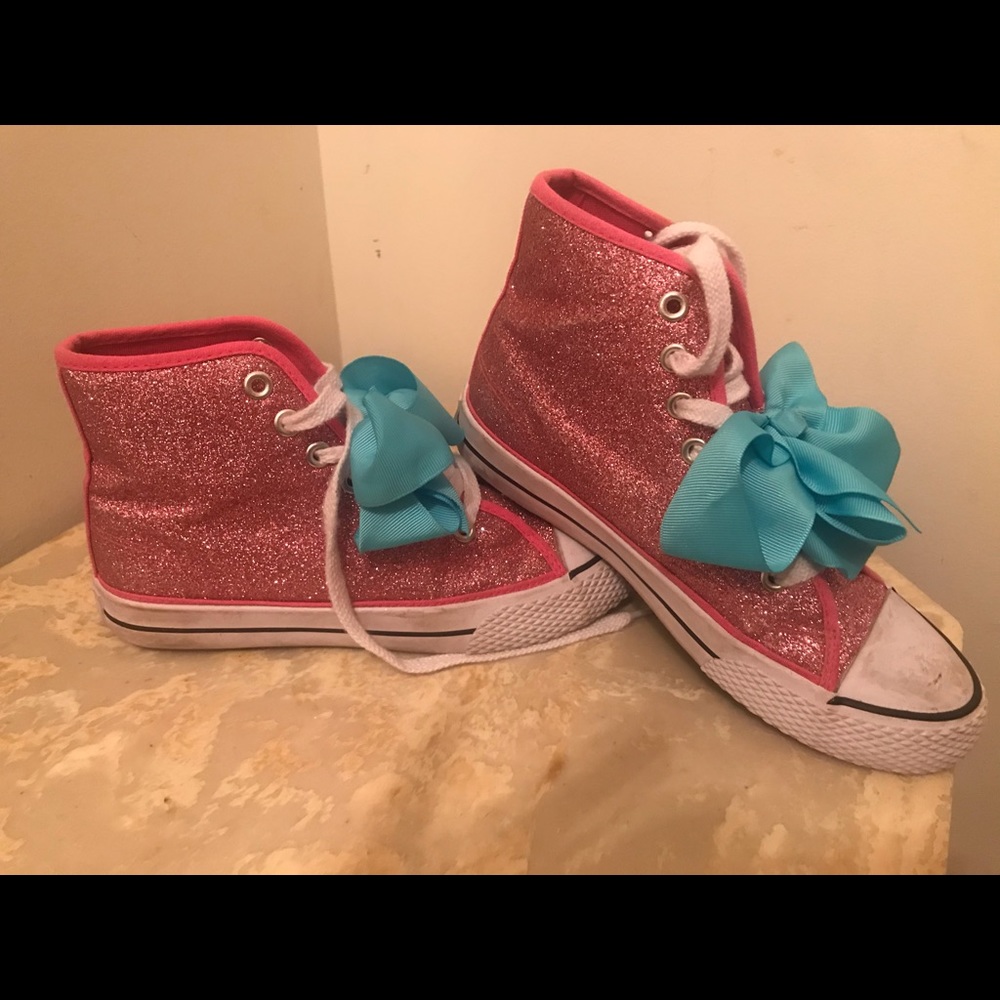 🌸 JoJo Siwa high top 🌸